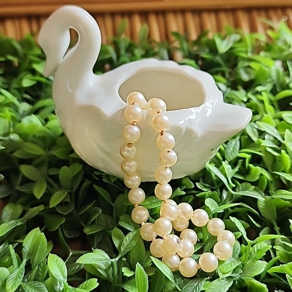 Vintage Mini Swan Perfect For A Small Succulent Or Trinket Coquette